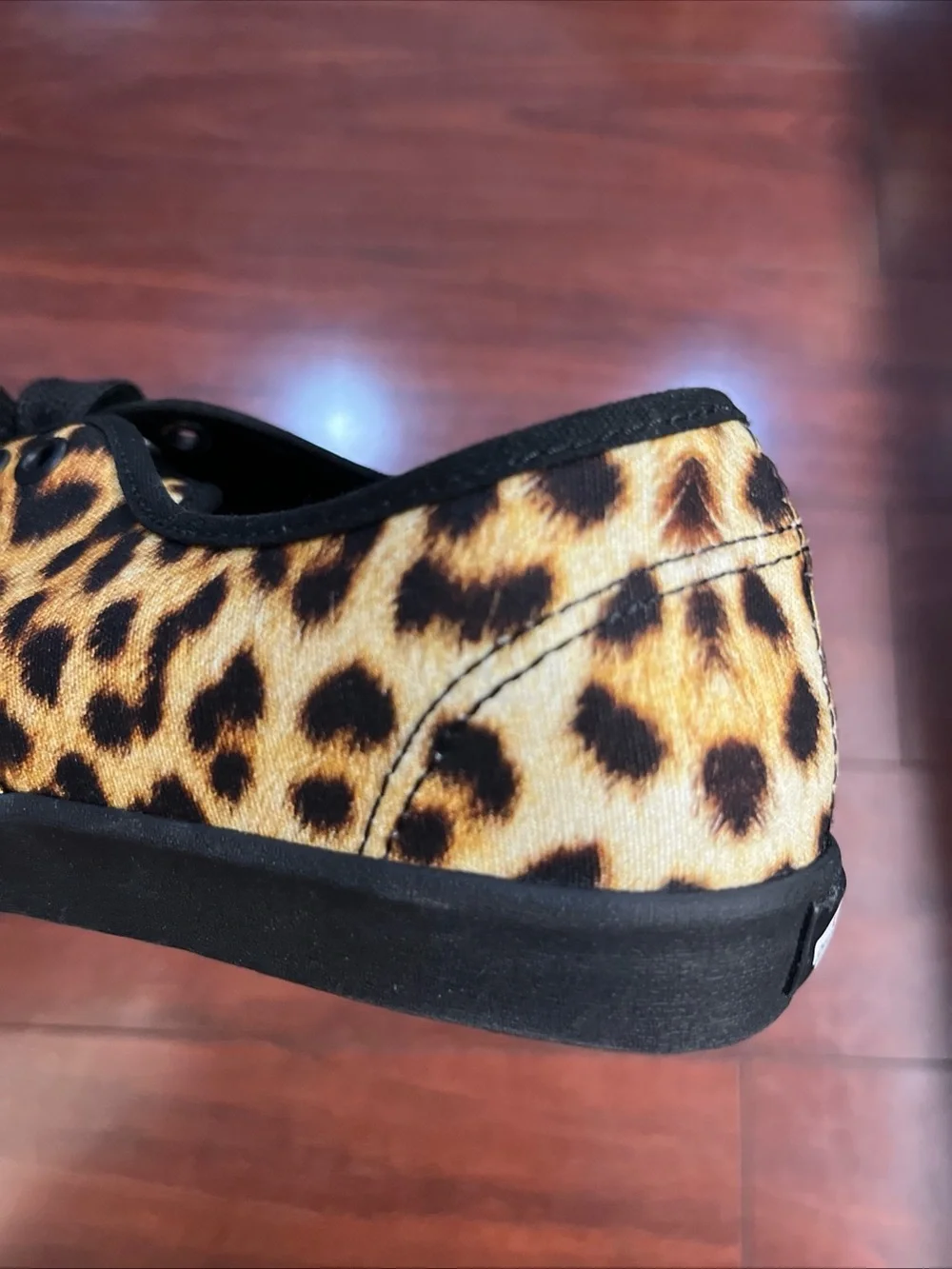 Womens 8 Vans Authentic Low Pro Leopard Print Low Top Shoe Sneaker New HALF BOX